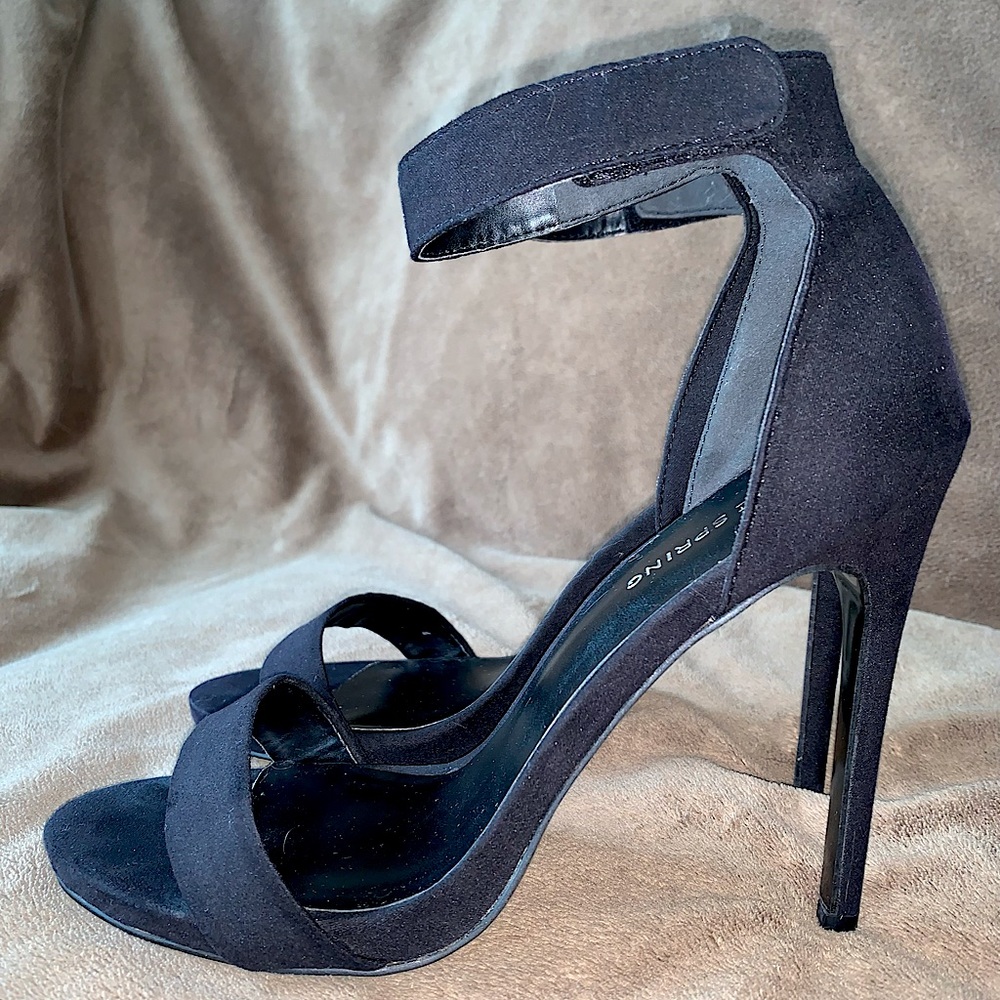 Call it Spring Heels - Picture 1 of 4